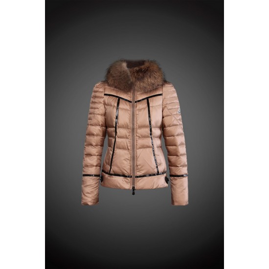 Dam Moncler Dunjacka with raccoon Jacka Krage light tan